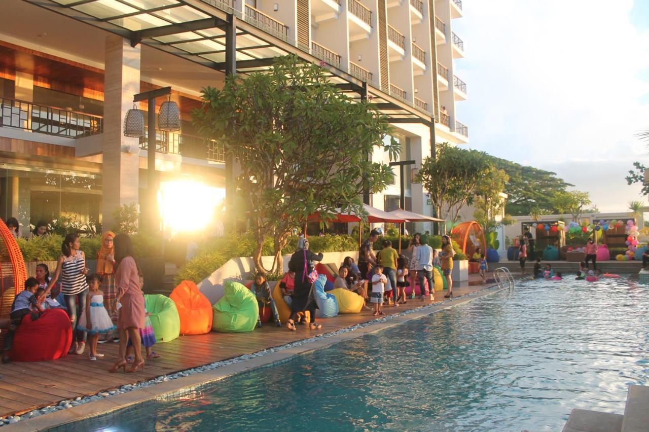Sotis Hotel Kupang Kupang  Buitenkant foto